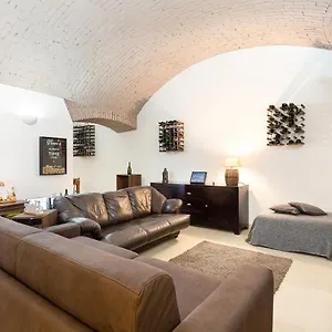 La Cantinetta Di - The Wine Cave In Milano