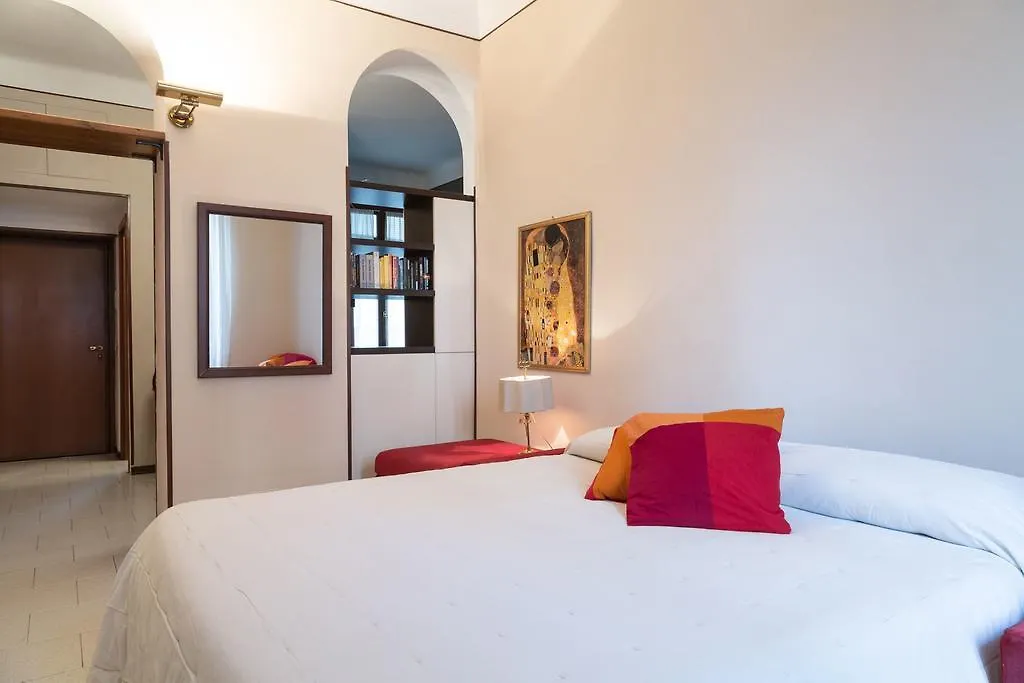 Plinius Apartment Milan